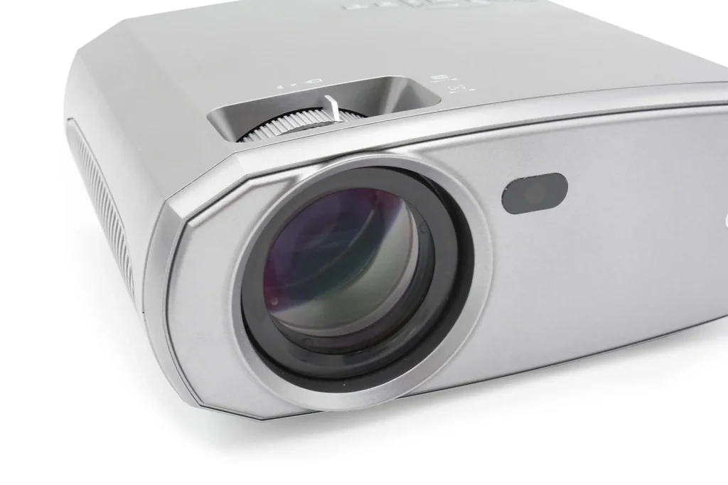 Videobeamer 1080p FullHD mit Multimedia Player