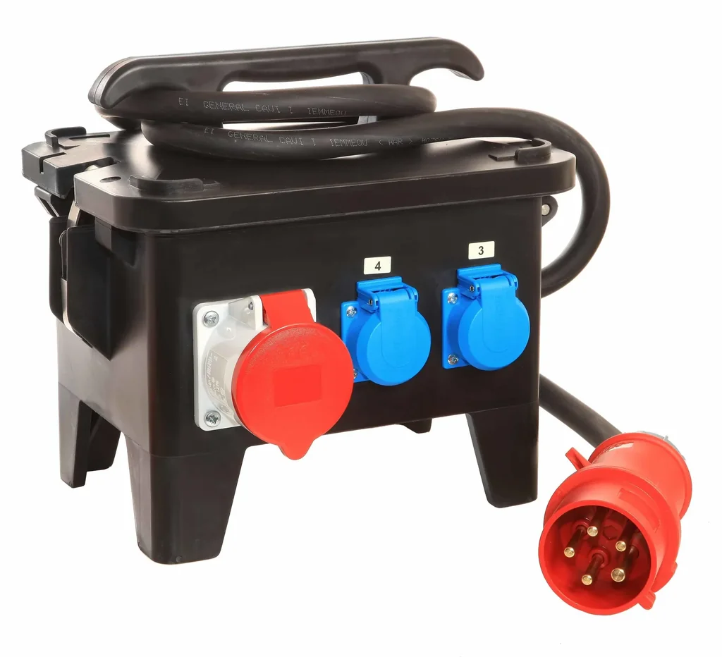 Baustellenstromverteiler M5 Anschluss CEE 400V, 32A, 3 Steckdosen 230V, 1+2 CEE-Steckdosen 400V