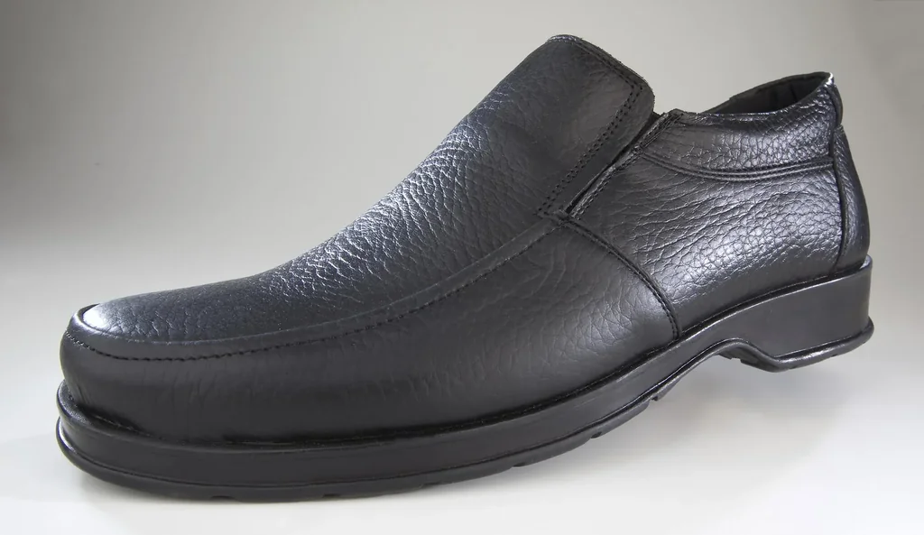 Lederslipper Air Conmfort, Farbe schwarz, Gr.42
