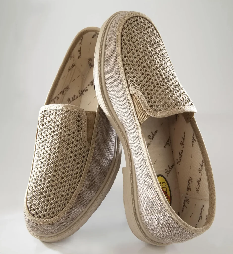 Klimaslipper, Farbe marine, Gr. 45