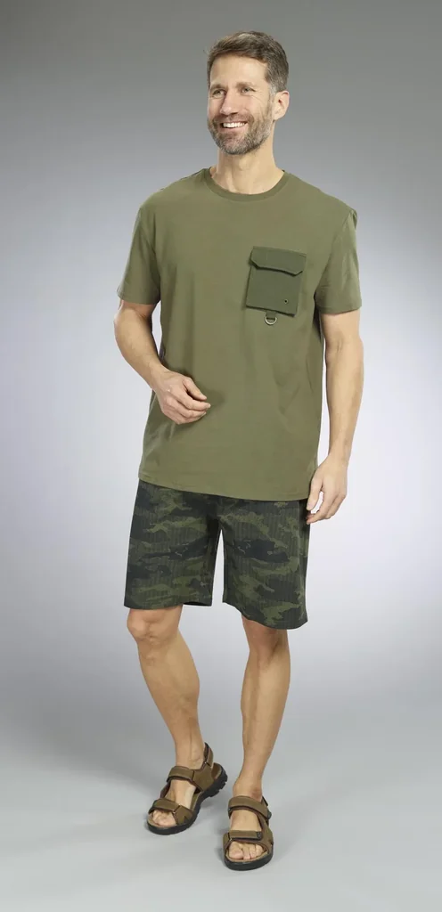T-Shirt mit Brusttasche, Farbe oliv, Gr.L