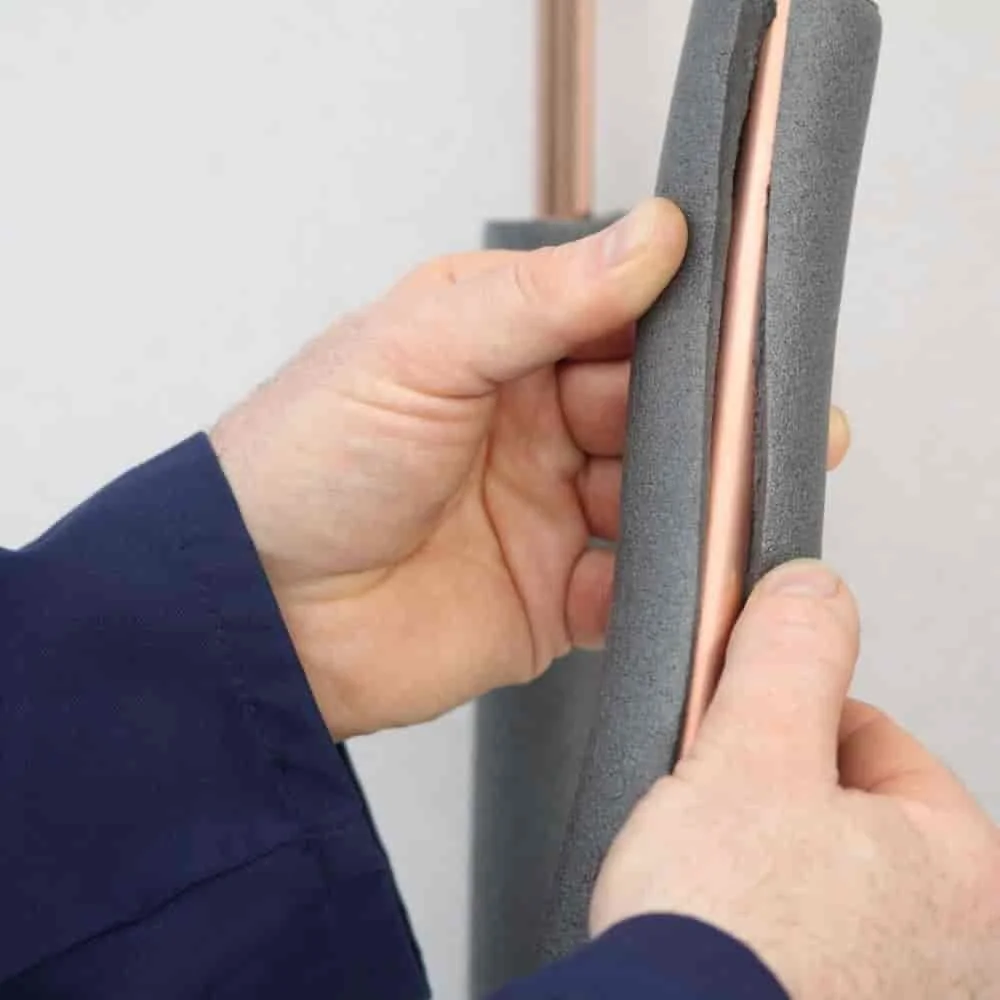 AEROFLEX® SH Rohrisolierung, Rohrdämmung - 2 m, flexibles Isoliermaterial aus geschlossenzelligem Schaumgummi, schwarz - 76 x 40 mm