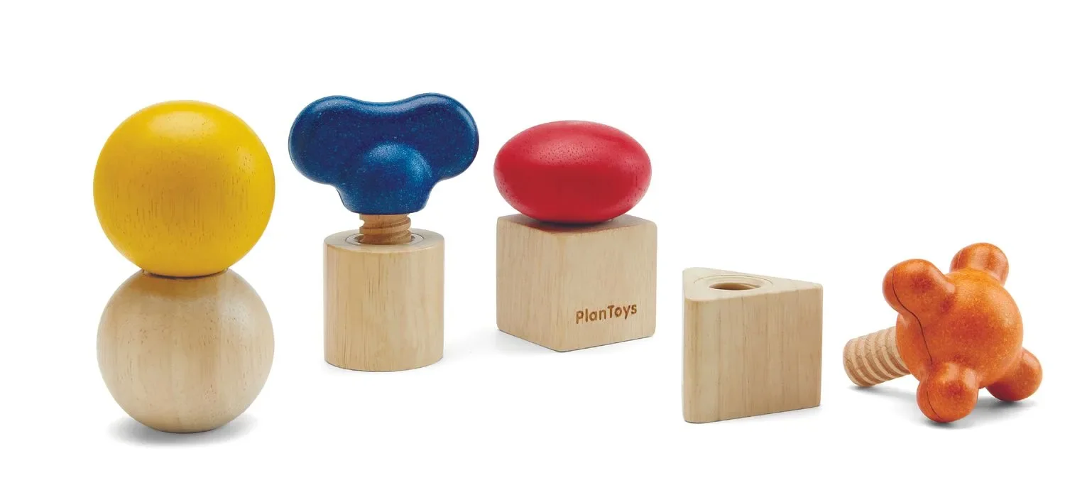 Plan Toys - Motorikspielzeug - Schrauben und Muttern, Gummibaumholz