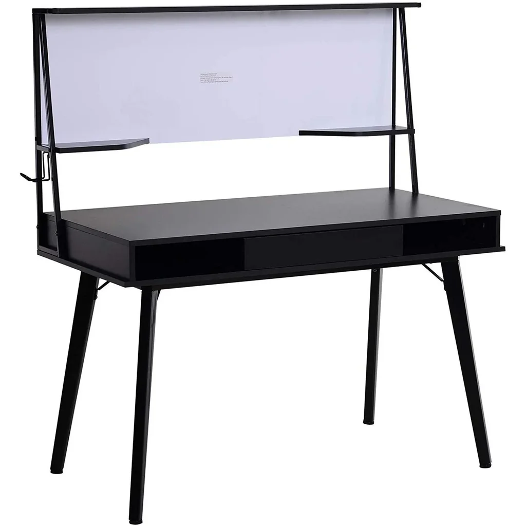 Schreibtisch mit Whiteboard
