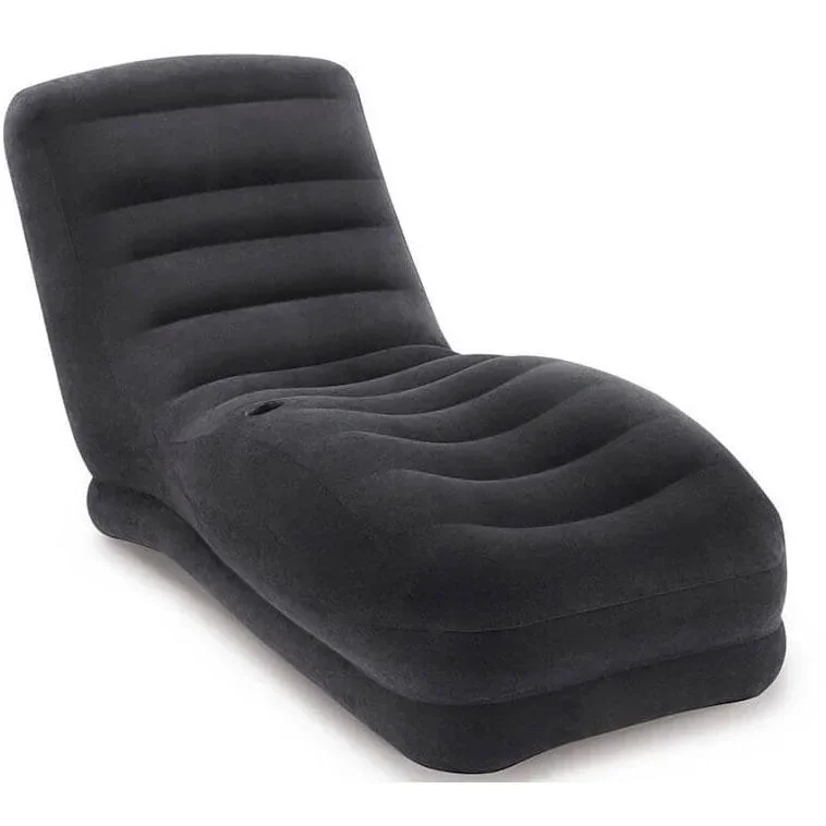 Mega Lounge