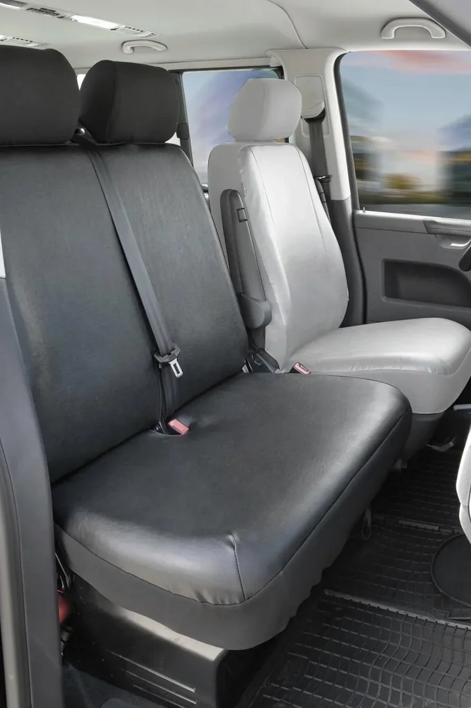 Passform Sitzbezüge VW T6 für Doppelbank vorne umlegbar aus Kunstleder ab Baujahr 07/2015 bis heute