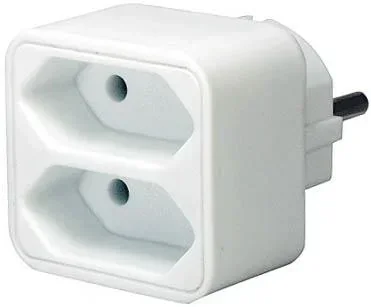 "Adapterstecker auf 2 Euro-Steckdosen image"