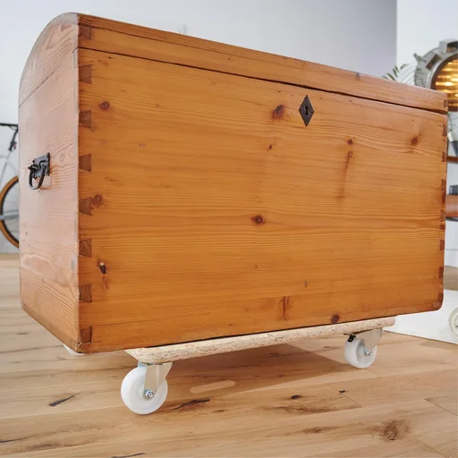 "Transporthilfe MM 1172, 59 x 49 x 11 cm, harte Rollen Ø 75 mm, Rollenlager, OSB Platte, CO2-neutral, Tragkraft 250 kg image"