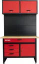 Werkbank mit Hängeschrank und Lochwand